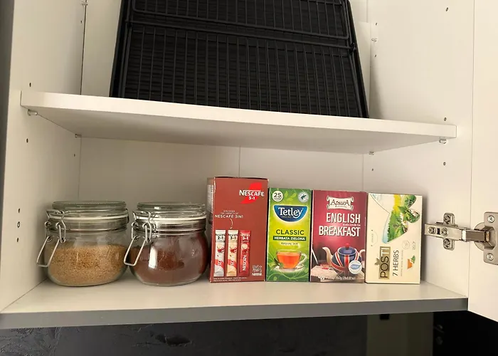 Bright And Cozy Next To Park Apartment *