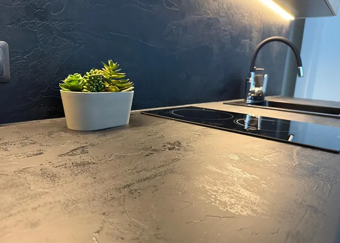 Bright And Cozy Next To Park Apartment *