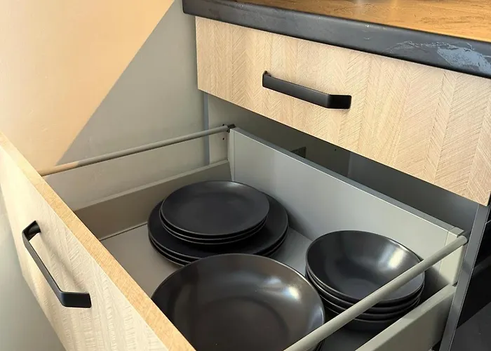 Bright And Cozy Next To Park Riga